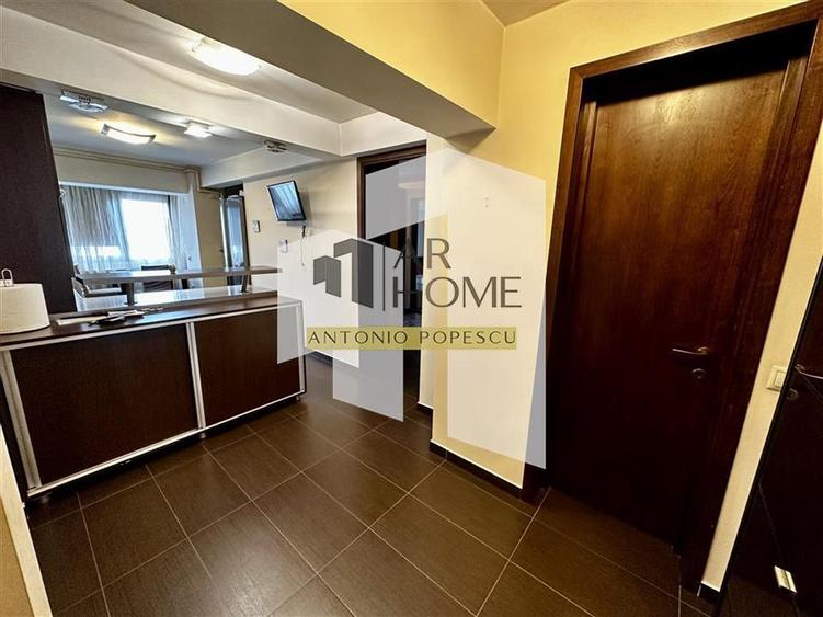 Apartament cu 2 camere decomandat, mobilat în Ultracentral