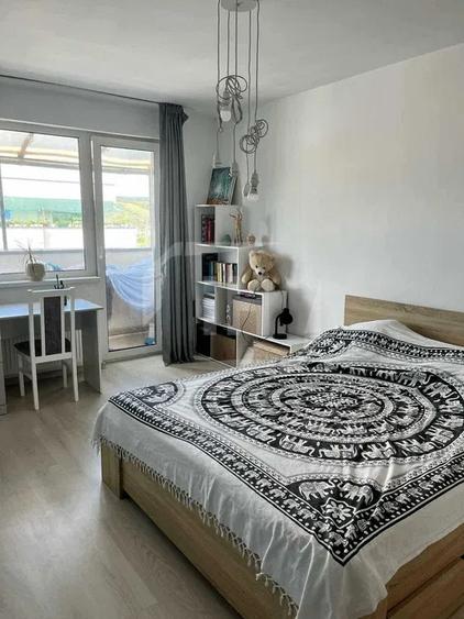 Apartament cu 3 camere semidecomandat, mobilat în Mărăști — fotografia 1