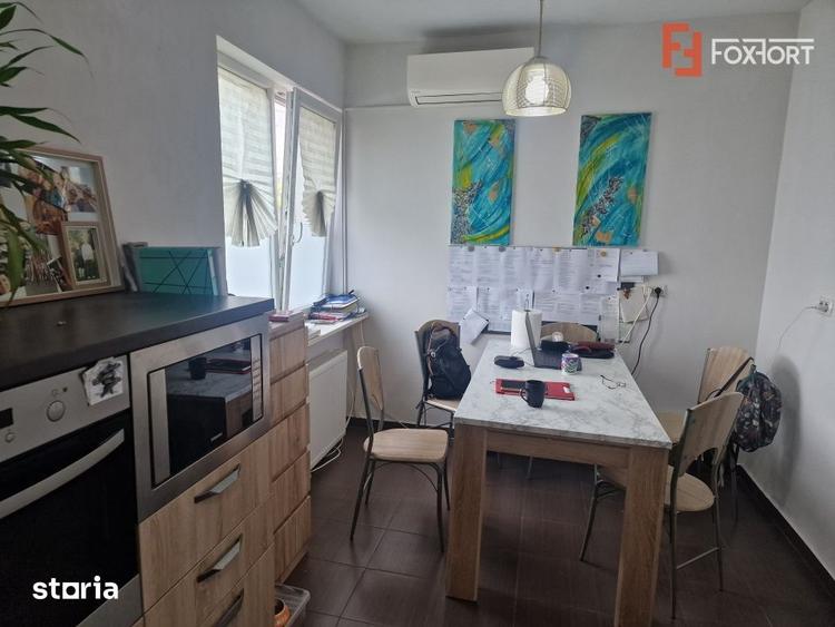 Casă cu 4 camere cu Piscina în Ghiroda