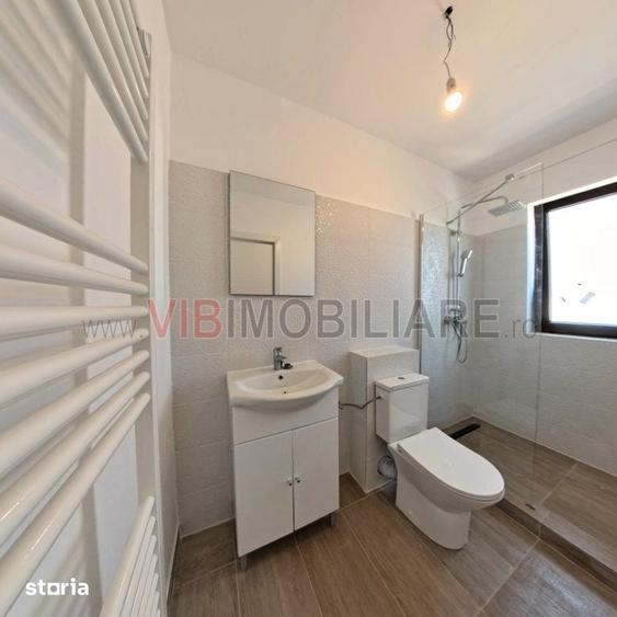 Casă cu 4 camere decomandat cu Teren 400 Mp în Domnești