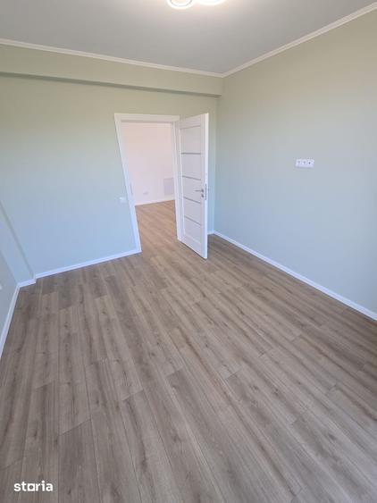 Apartament cu 3 camere decomandat în Baciu