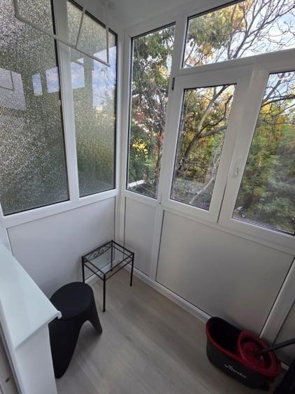 Apartament cu 2 camere, mobilat în Rovine