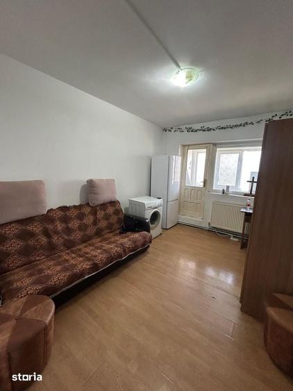 Garsonieră în Podu Roș