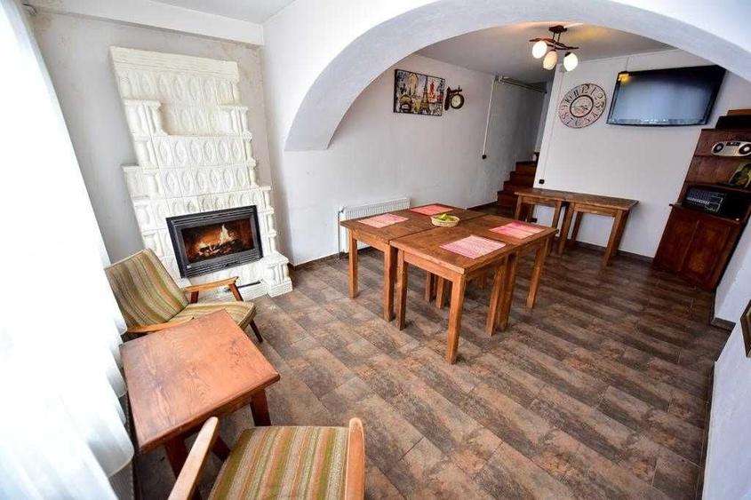 Casă cu 4 camere în Central
