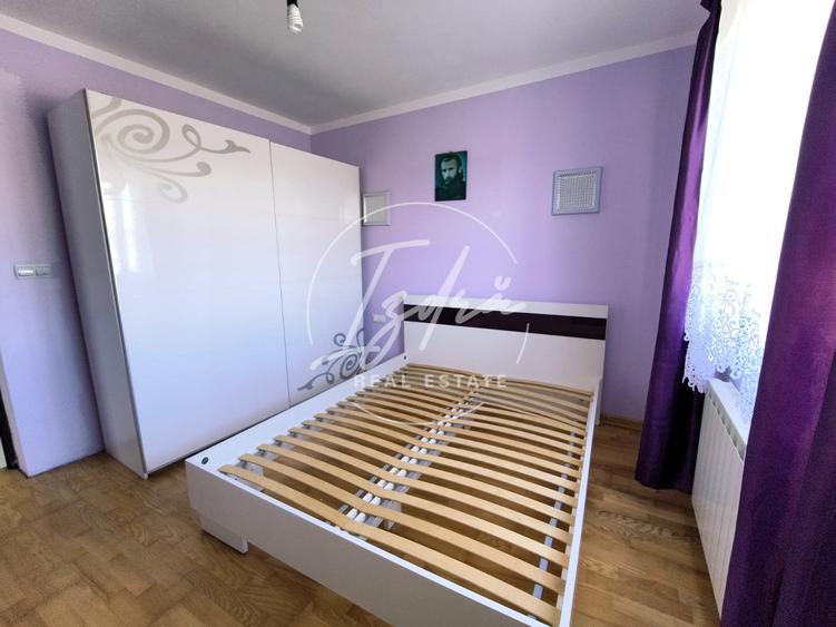 Casă individuală cu 5 camere cu Canalizare în Tălmaciu
