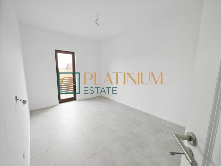 Duplex cu 4 camere cu Teren 300 Mp în Utvin