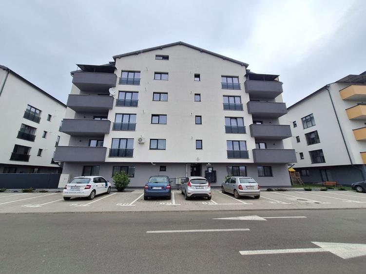 Apartament cu 2 camere decomandat în Florești