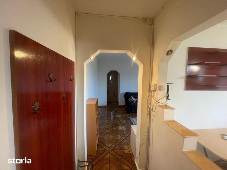 Apartament cu 2 camere semidecomandat în Noua