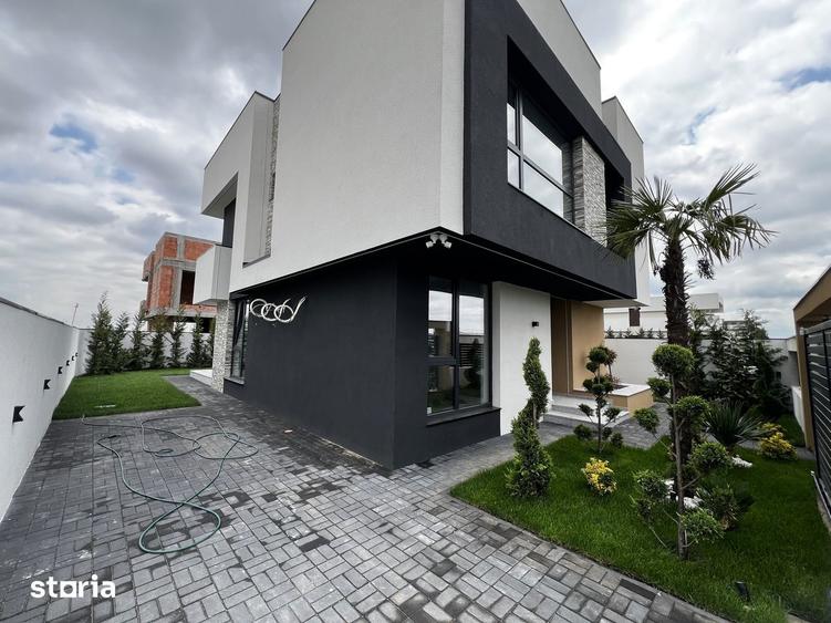 Casă cu 5 camere cu Teren 350 Mp în Central