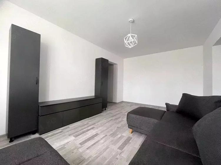Apartament cu 3 camere semidecomandat în Mărăști