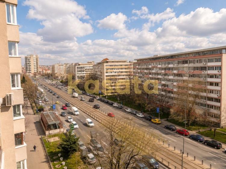 Apartament cu 4 camere decomandat, mobilat în Iancului