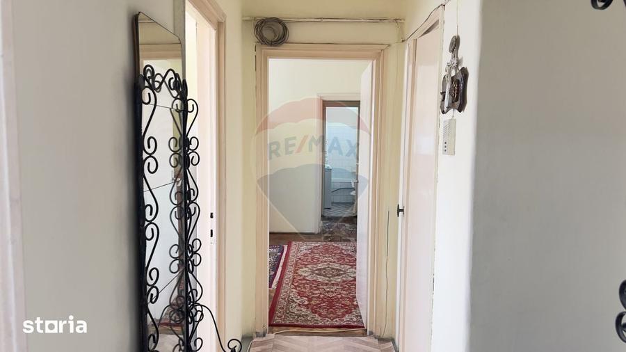Apartament cu 3 camere de inchiriat in zona Podgoria - 1