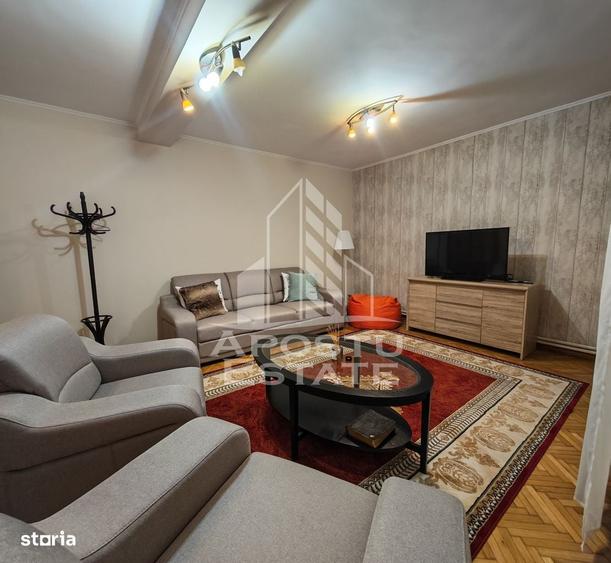 Vila cu 11 camere, renovata, de vanzare, zona Lipovei - 3