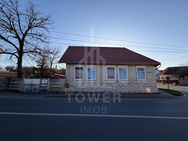 Casă individuală cu 4 camere cu Canalizare în Central