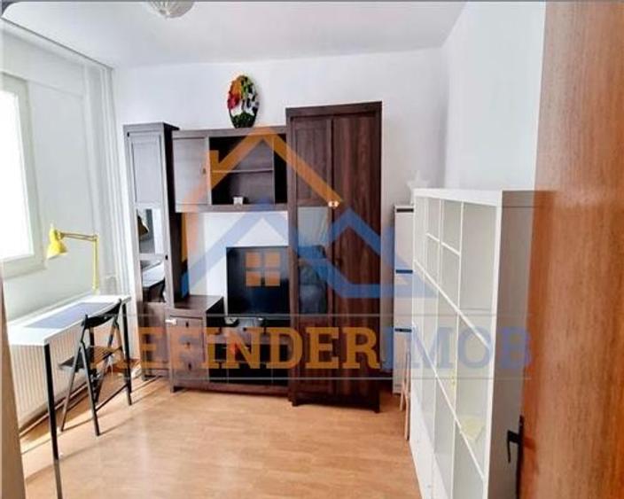 Apartament cu 2 camere decomandat în Drumul Taberei — fotografia 3