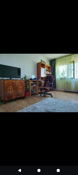 Apartament cu 2 camere decomandat în Rovine