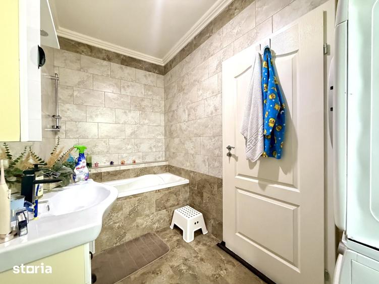 Casă cu 3 camere cu Teren 324 Mp în Sânandrei