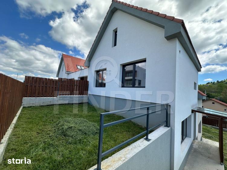Casă cu 5 camere cu Teren 523 Mp în Ciurila