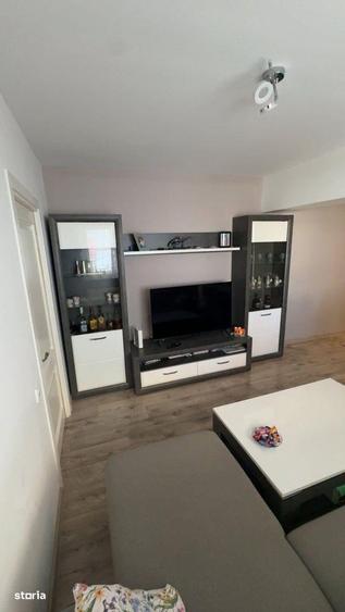 Apartament cu 2 camere decomandat în Central — fotografia 3