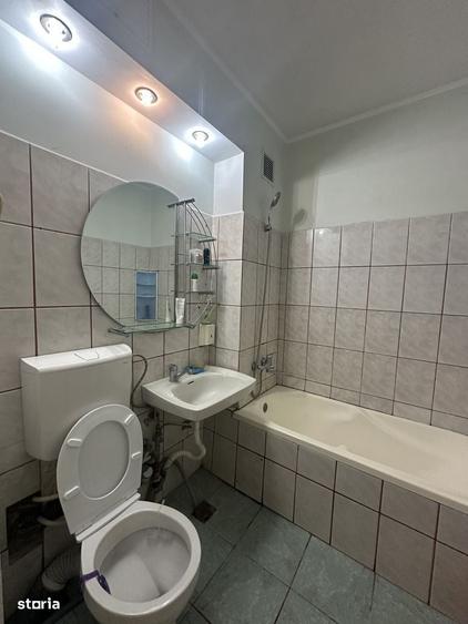 Apartament cu 3 camere decomandat în Nord