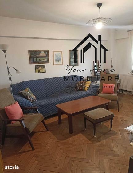 Apartament cu 3 camere decomandat în Sărari