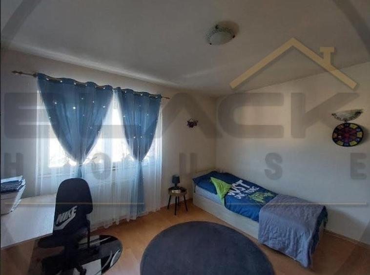 Duplex cu 3 camere cu Canalizare în Gilău