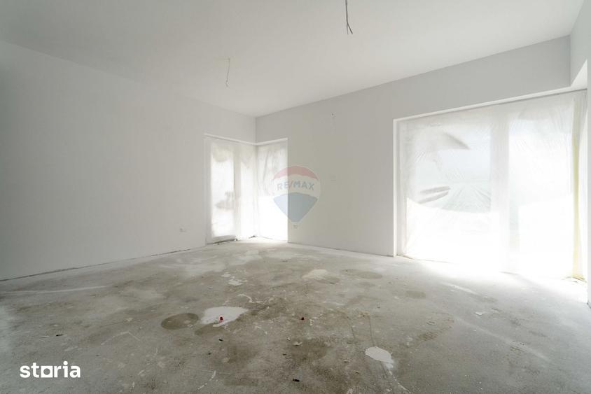 Casă cu 4 camere cu Teren 400 Mp în Oncea