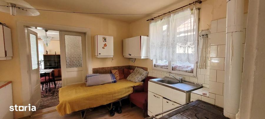 Casă cu 3 camere cu Teren 481 Mp în Mărăști