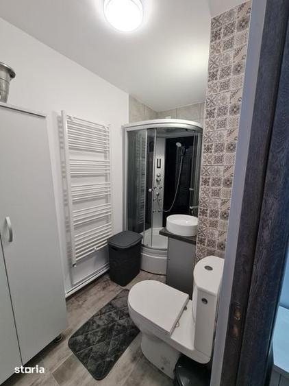 Garsonieră decomandată în Central