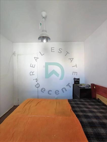 Apartament cu 2 camere semidecomandat în Florilor