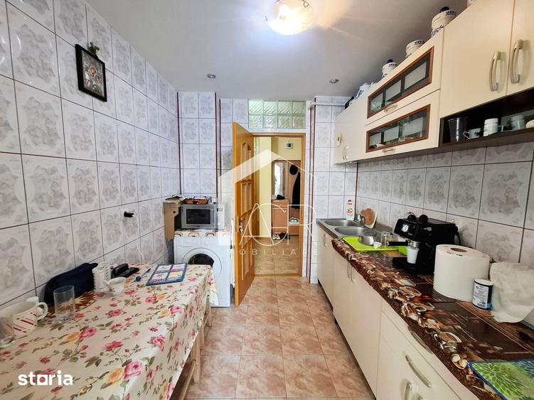 Apartament cu 3 camere decomandat în Mihai Bravu