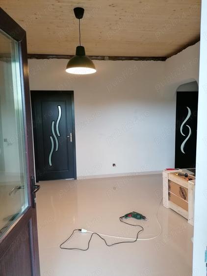 Casă cu 6 camere cu Teren 1000 Mp în Central