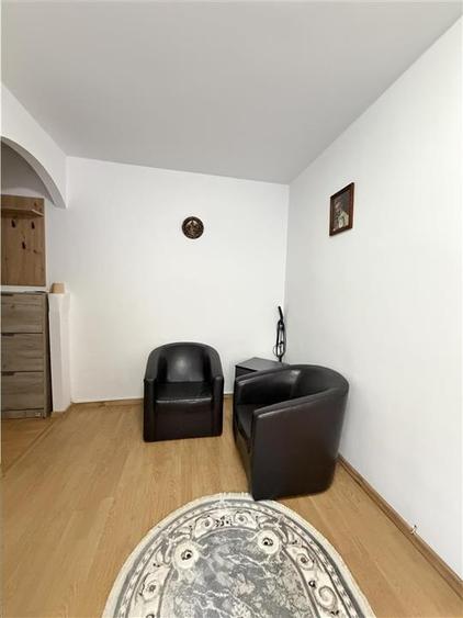 Apartament cu 2 camere nedecomandat în Podu Roș