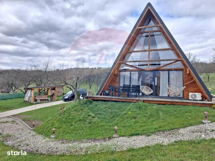 Casă cu 3 camere cu Teren 1256 Mp în Bârsana