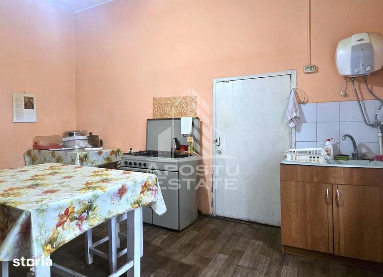 Casă cu 3 camere decomandat cu Teren 1090 Mp în Gurahonț