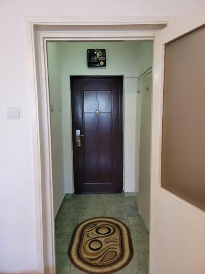 Garsonieră decomandată în Brazda lui Novac