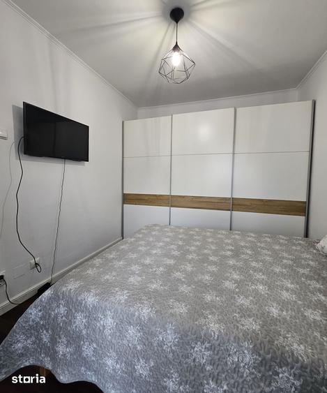 Apartament cu 3 camere decomandat în Nufărul