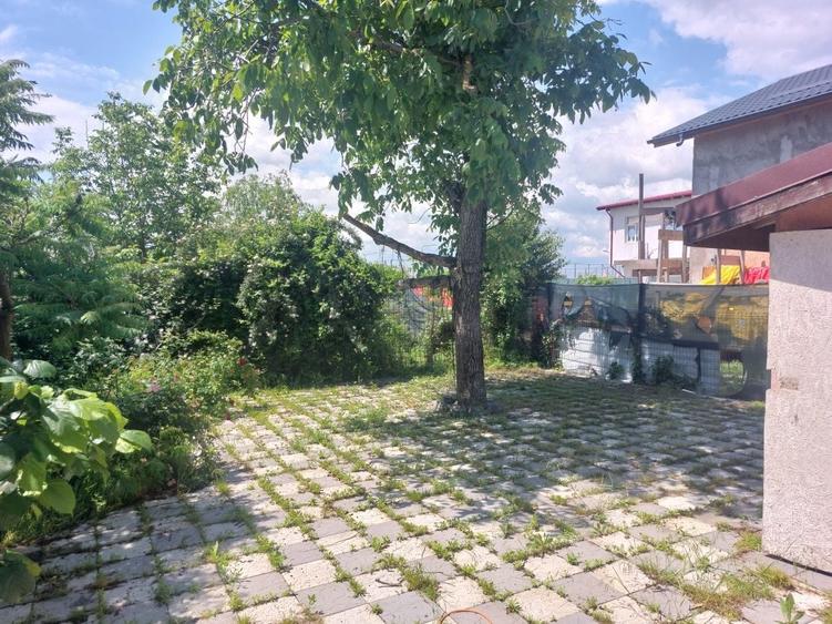 Casă cu 2 camere în Tărtășești