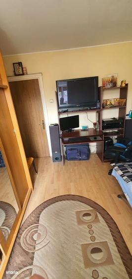 Apartament cu 2 camere decomandat în Drumul Taberei