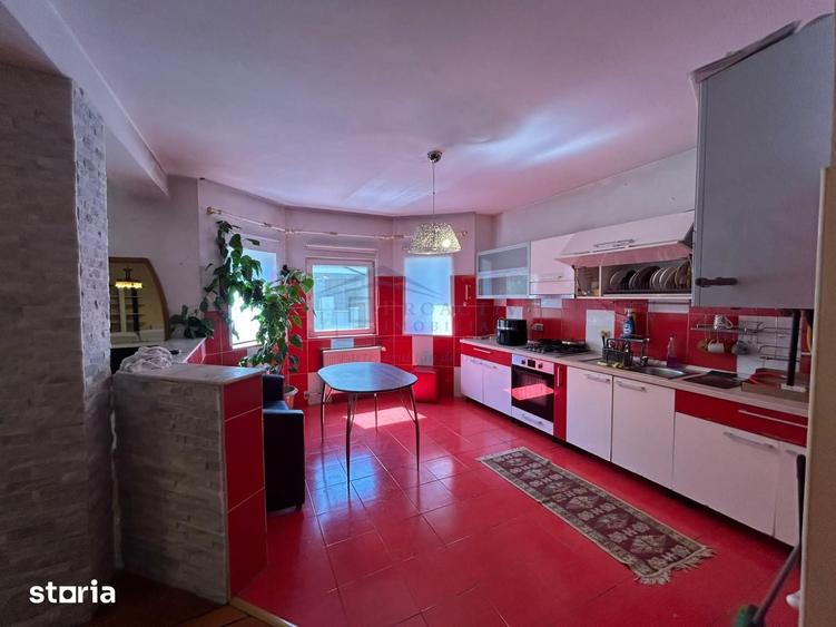 Casă cu 3 camere cu Teren 350 Mp în Șcheia