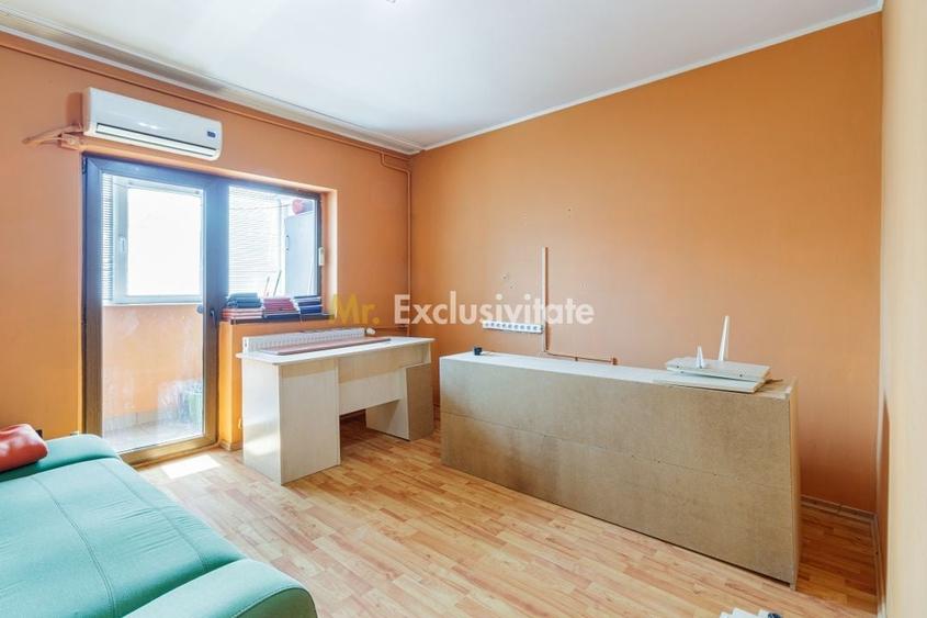 Apartament cu 3 camere decomandat în Sebastian