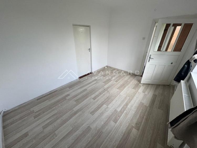 Casă individuală cu 2 camere cu Canalizare în Dâmbul Rotund