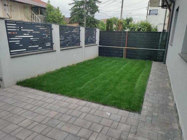 Casă cu 4 camere cu Teren 400 Mp în Central
