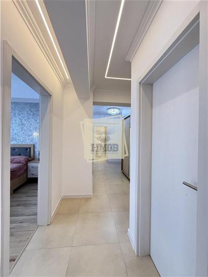 Apartament cu 3 camere decomandat, mobilat în Turnișor