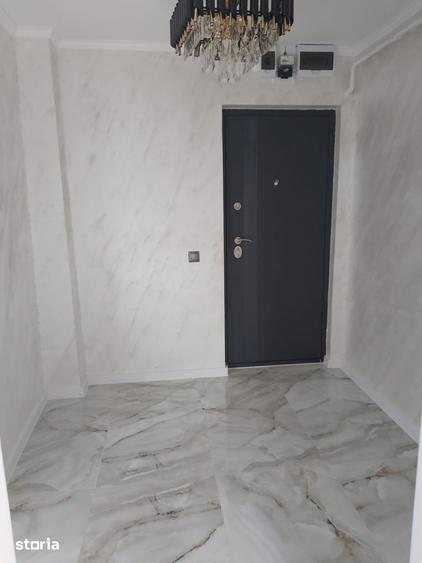 Apartament cu 2 camere semidecomandat în Independenței