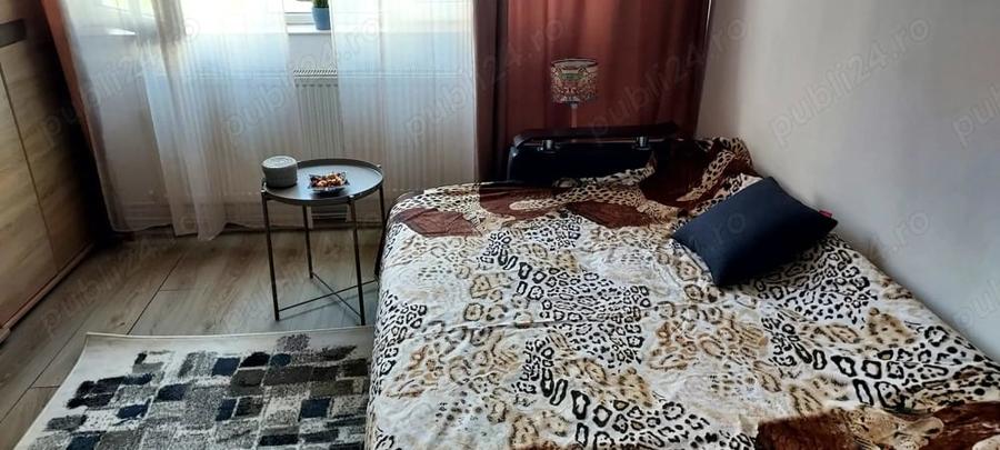 Garsonieră decomandată în Central
