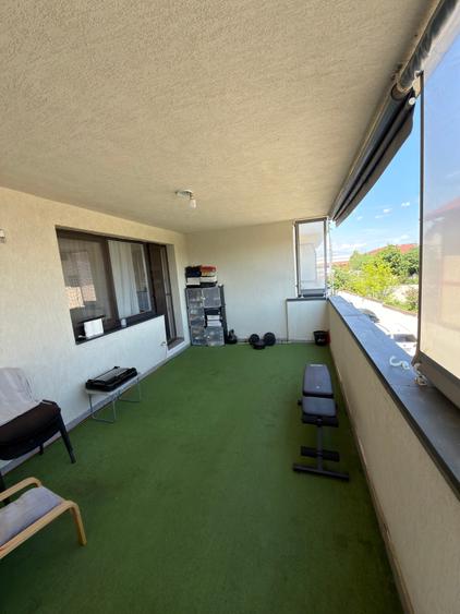 Apartament cu 2 camere semidecomandat, mobilat în Central