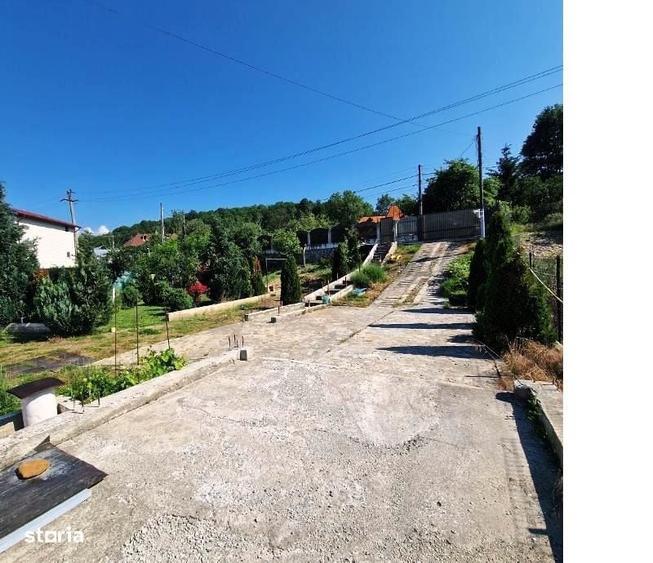 Casă cu 4 camere în Provița de Sus
