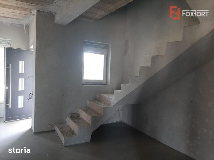 Duplex cu 4 camere de vanzare in localitatea Bucovat - 2