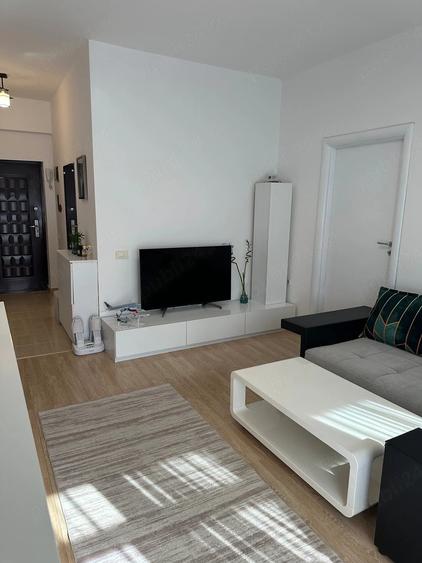 Apartament cu 2 camere semidecomandat în Chiajna